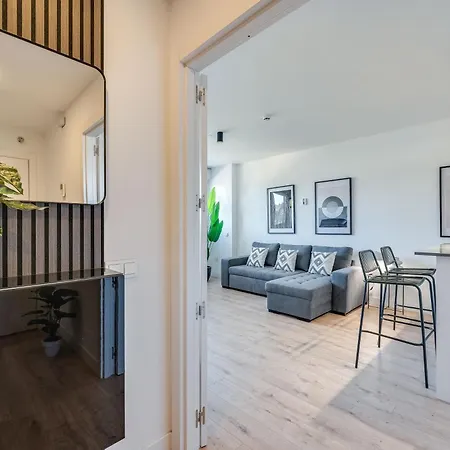 Xpce Urban 14 Skyline - Parking Free Apartment Malaga