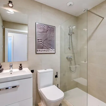 Xpce Urban 14 Skyline - Parking Free Apartment Malaga