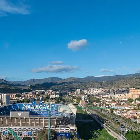 Xpce Urban 14 Skyline - Parking Free Malaga