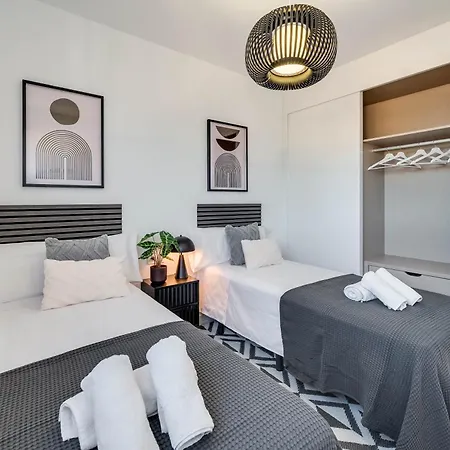 Xpce Urban 14 Skyline - Parking Free Apartment Malaga